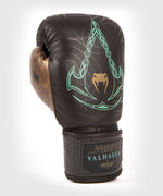 Load image into Gallery viewer, VENUM Assassin&#39;s Creed Boxing Gloves - Black/Blue
